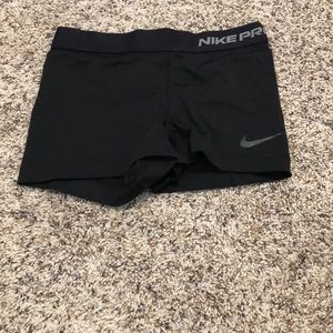 Nike pro compression shorts size small